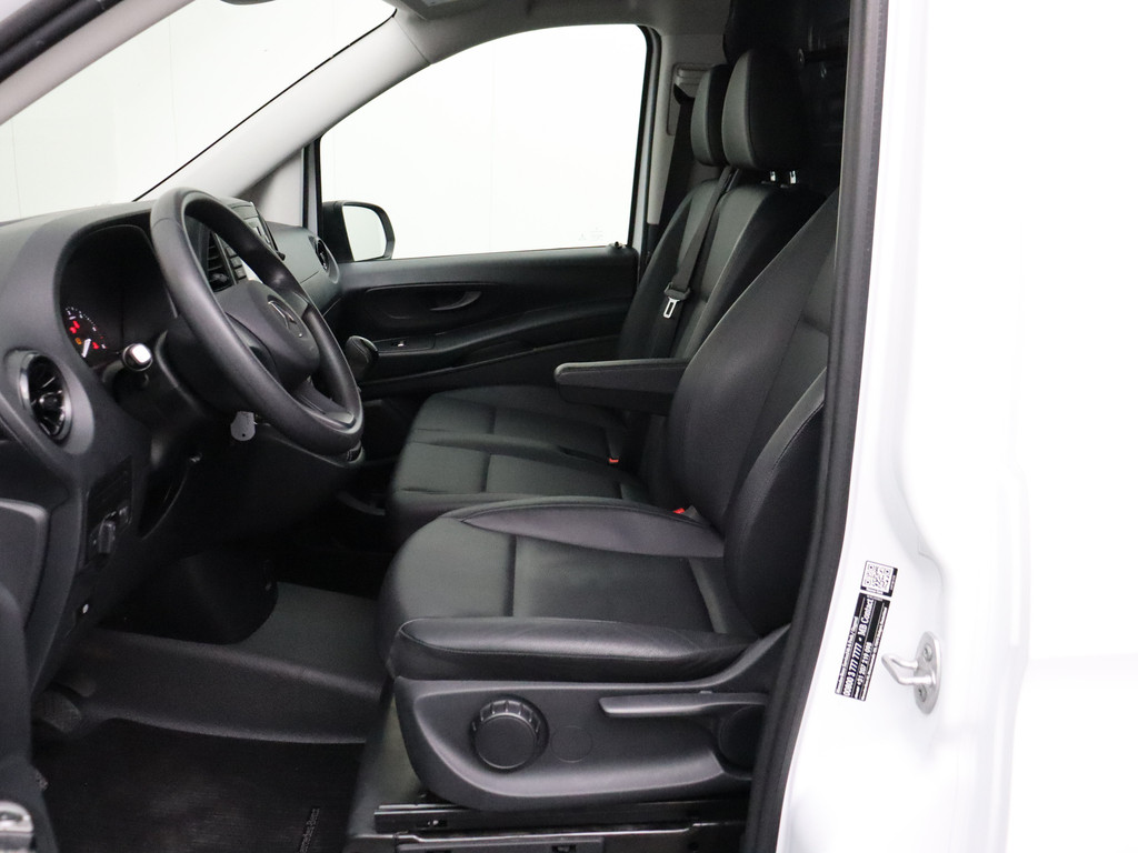 Mercedes-Benz Vito | Leder | Airco | Camera | 3-Persoons | Betimmering 18