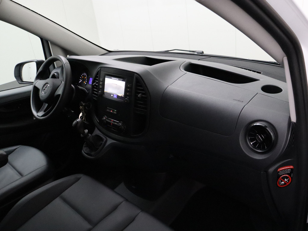 Mercedes-Benz Vito | Leder | Airco | Camera | 3-Persoons | Betimmering 19