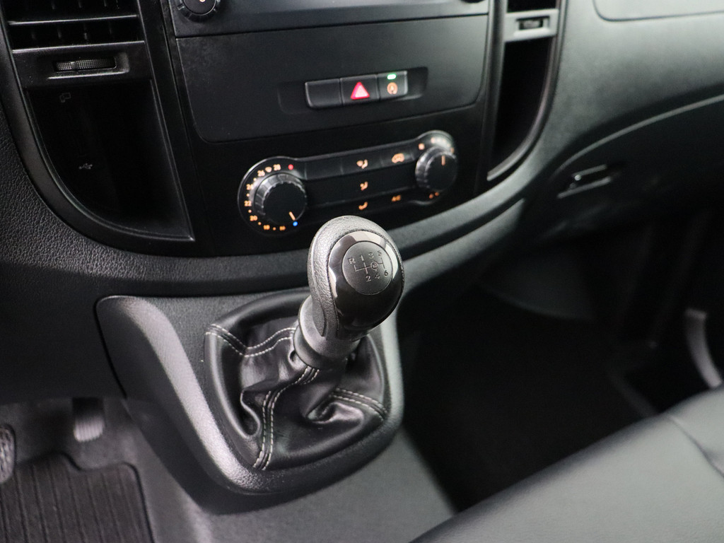 Mercedes-Benz Vito | Leder | Multimedia | Camera | Airco 15