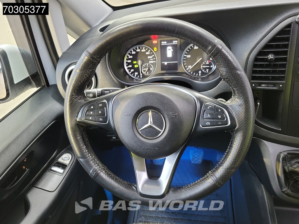 Mercedes-Benz Vito 111 Dubbel Cabine L2H1 Trekhaak Airco Parkeersensoren Velgen APK 03-2026 Euro6 L2 DC Doka Mixto Airco Trekhaak Cruise control 17