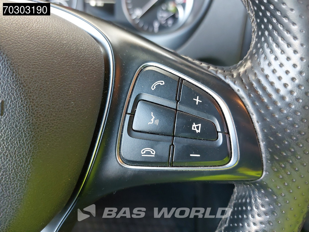 Mercedes-Benz Vito 111 L2H1 Navi Trekhaak Airco Euro6 L2 Airco Trekhaak 17