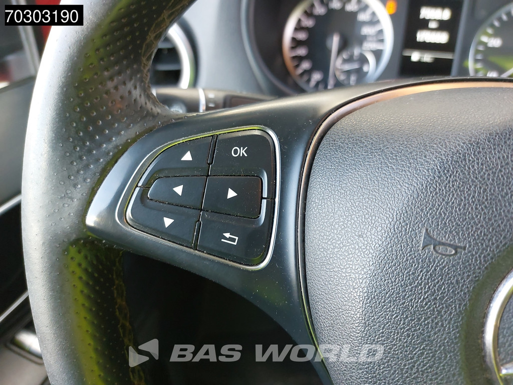 Mercedes-Benz Vito 111 L2H1 Navi Trekhaak Airco Euro6 L2 Airco Trekhaak 18