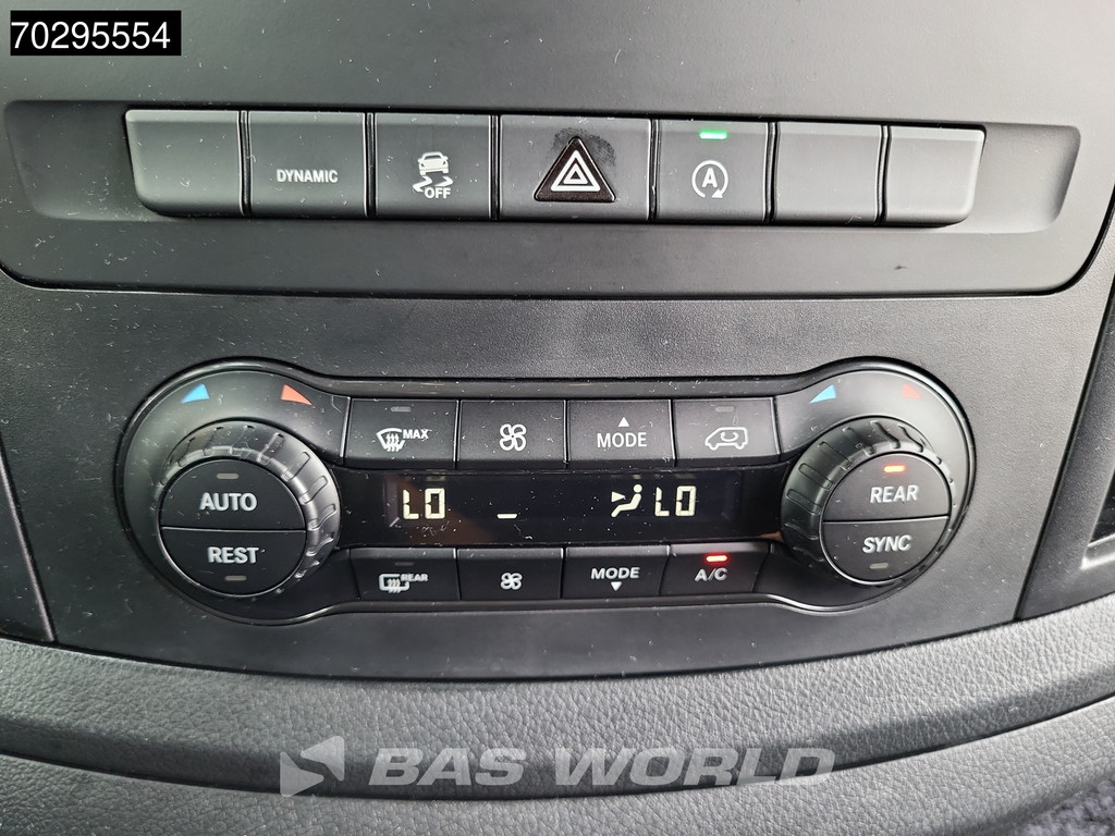 Mercedes-Benz Vito 114 Incl.BPM/Ex.BTW Personenvervoer Automaat 9-Persoons L2H1 Navi Airco Cruise Euro6 APK 05-2026 TV VIP Taxi Passenger Transport Airco Cruise control 16