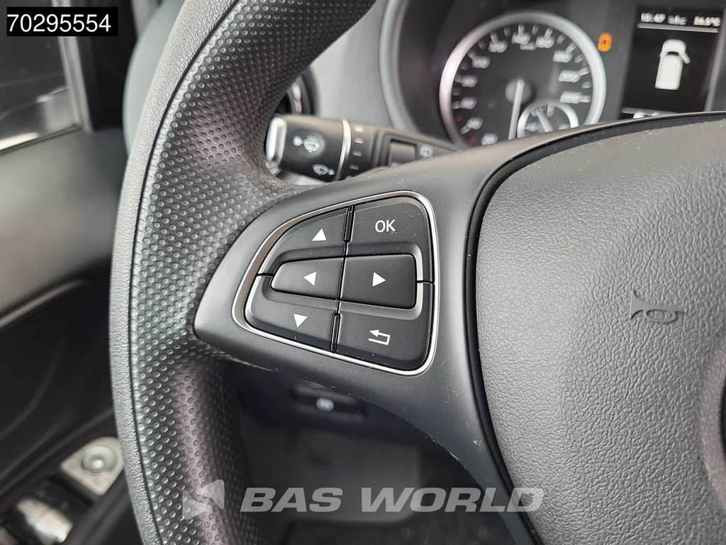 Mercedes-Benz Vito 114 Incl.BPM/Ex.BTW Personenvervoer Automaat 9-Persoons L2H1 Navi Airco Cruise Euro6 APK 05-2026 TV VIP Taxi Passenger Transport Airco Cruise control 18