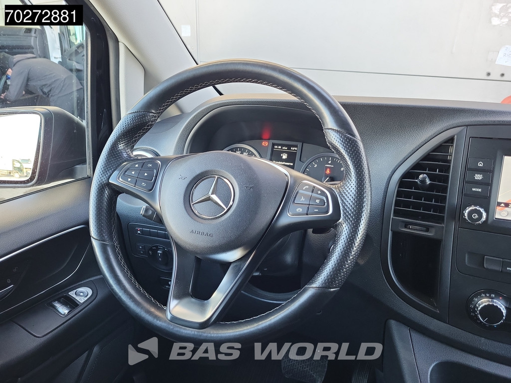 Mercedes-Benz Vito 116 Automaat Dubbel Cabine L3H1 Airco Cruise Camera Navi Trekhaak Doka Mixto Euro6 4m3 Airco Dubbel cabine Trekhaak Cruise control 18