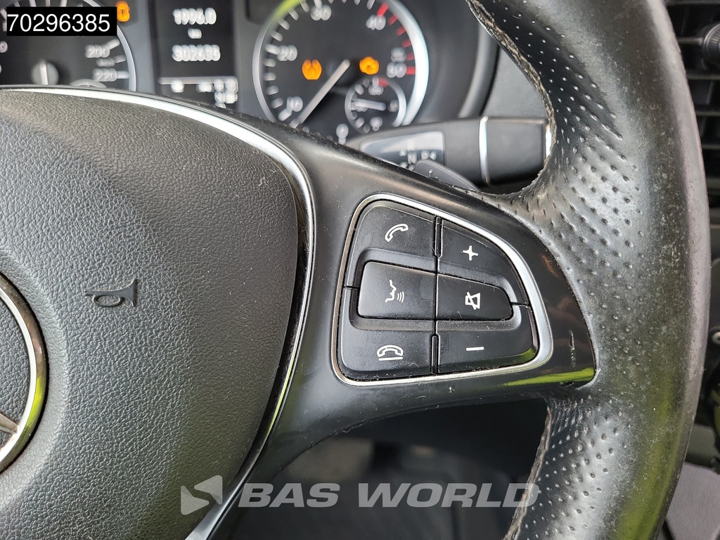 Mercedes-Benz Vito 116 Automaat L2H1 Trekhaak Navi Airco Cruise Camera Parkeersensoren Standkachel Euro6 L2 Airco Trekhaak Cruise control 18