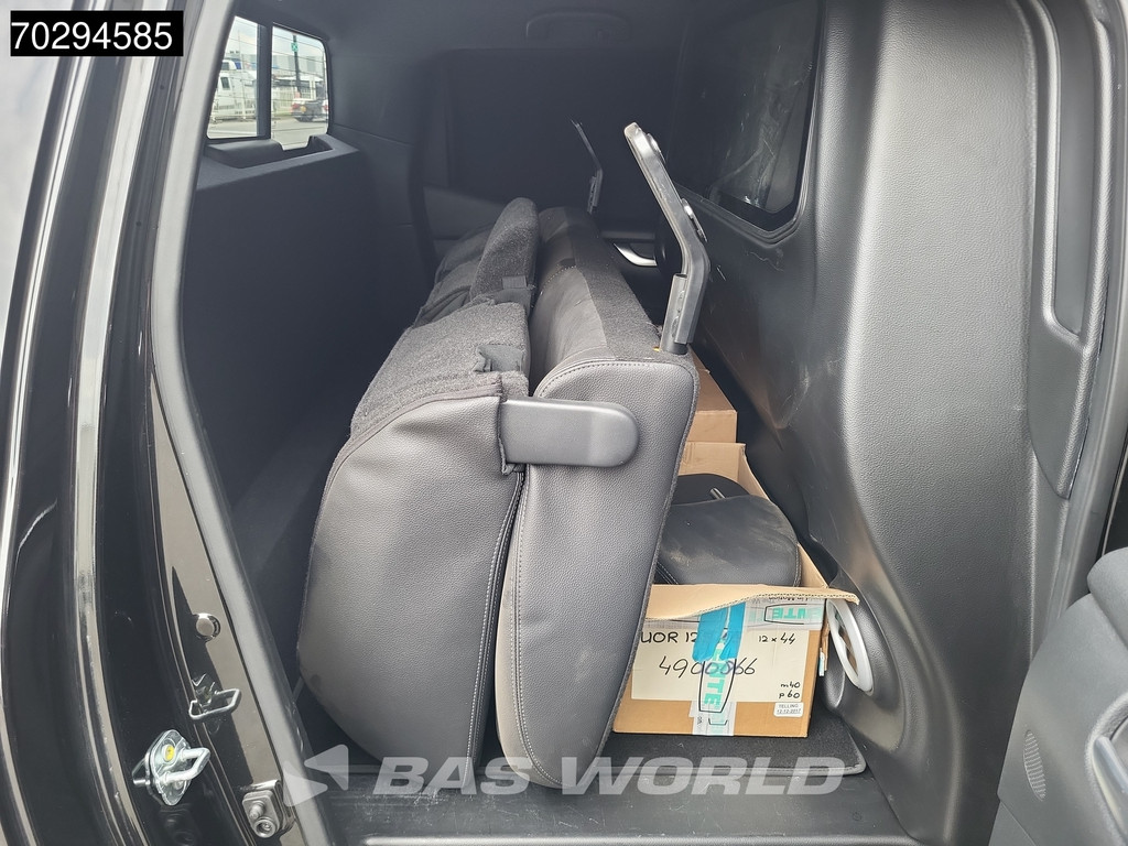 Mercedes-Benz X 250d Automaat Trekhaak LED Xenon Navi Airco Cruise Camera Parkeersensoren APK 01-2026 Euro6 Pickup 1m3 Airco Trekhaak Cruise control 13