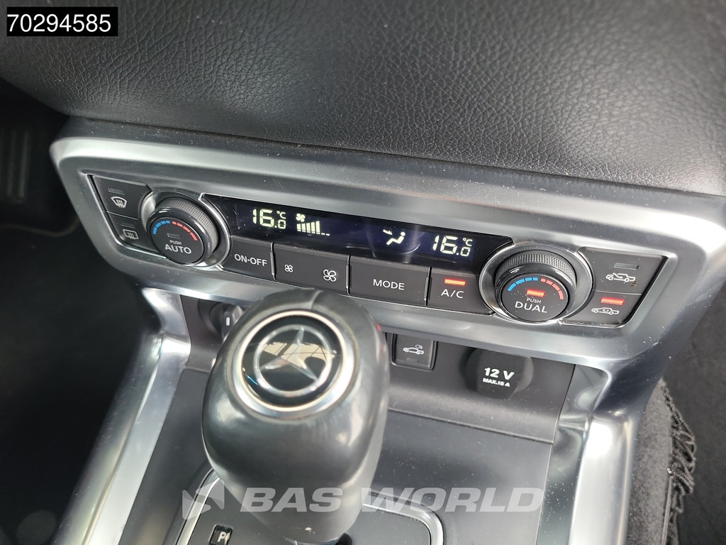 Mercedes-Benz X 250d Automaat Trekhaak LED Xenon Navi Airco Cruise Camera Parkeersensoren APK 01-2026 Euro6 Pickup 1m3 Airco Trekhaak Cruise control 18