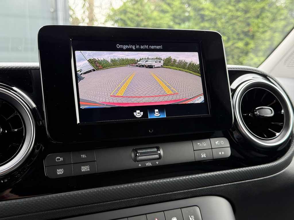 Mercedes-Benz eCitan 51 kWh PRO / FULL ELECTRIC / BPM VRIJ! / STUUR EN STOELVERWARMING / KEYLESS-GO / ZEER COMPLETE CITAN !! / CAMERA / LED / ACHTERKLEP 18