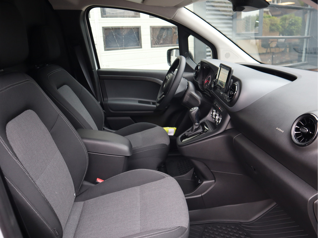 Mercedes-Benz eCitan L1 Pro 51 kWh - Trekhaak - Apple Play - Stoelverwarming 13