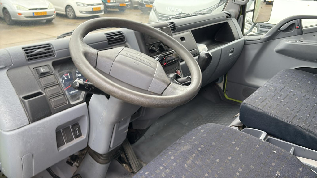 Mitsubishi Canter 3C13 3.0 DI 335 11