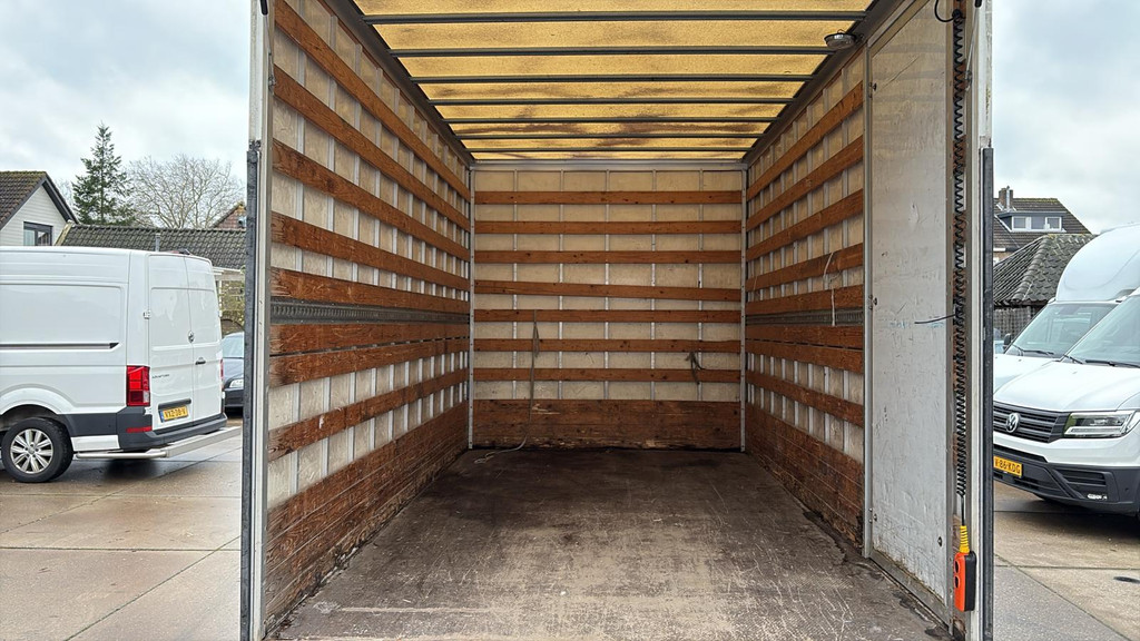 Mitsubishi Canter 3C13 3.0 DI 335 8