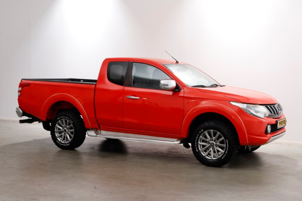 Mitsubishi L 200 2.4 DI-D 180pk Club Cab Intense 4x4 High/Low Gearing + Diff. Lock 12-2018 10