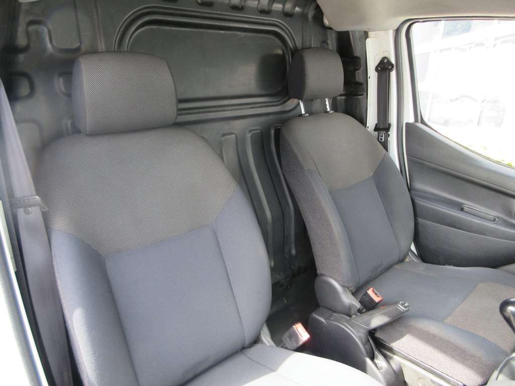 Nissan NV200 1.5 dCi, Airco, 2x schuifdeur. 10