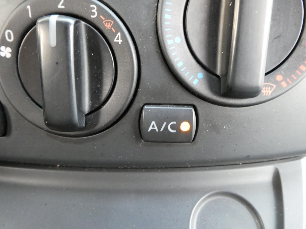 Nissan NV200 1.6 Acenta, Benzine, Marge Auto, Airco. 10