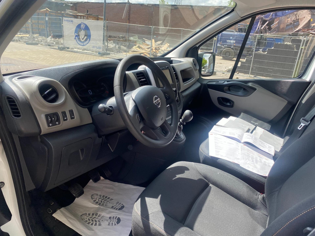 Nissan NV300 1.6 dCi * 2018 * Euro6 * 131.051 KM NAP * 3Zits * Airco * Navigatie * Cruise Control * CarPlay * PDC * Nette Bus * 7