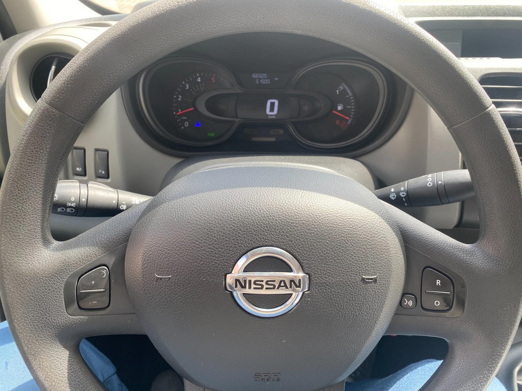 Nissan NV300 1.6 dCi * 2018 * Euro6 * 166.246 KM NAP * 3Zits * Airco * Navigatie * Cruise Control * CarPlay * PDC * Nette Bus * 8