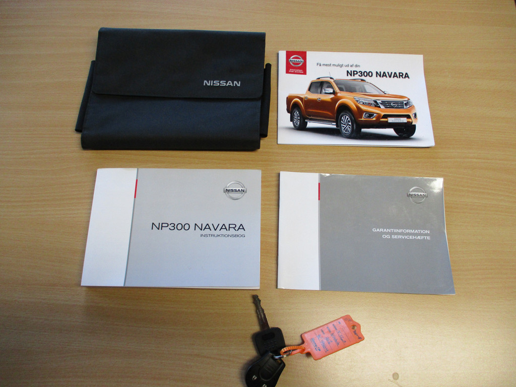 Nissan Navara 2.3 dCi 163 PK 4X4 Airco 3500 trekgewicht 19