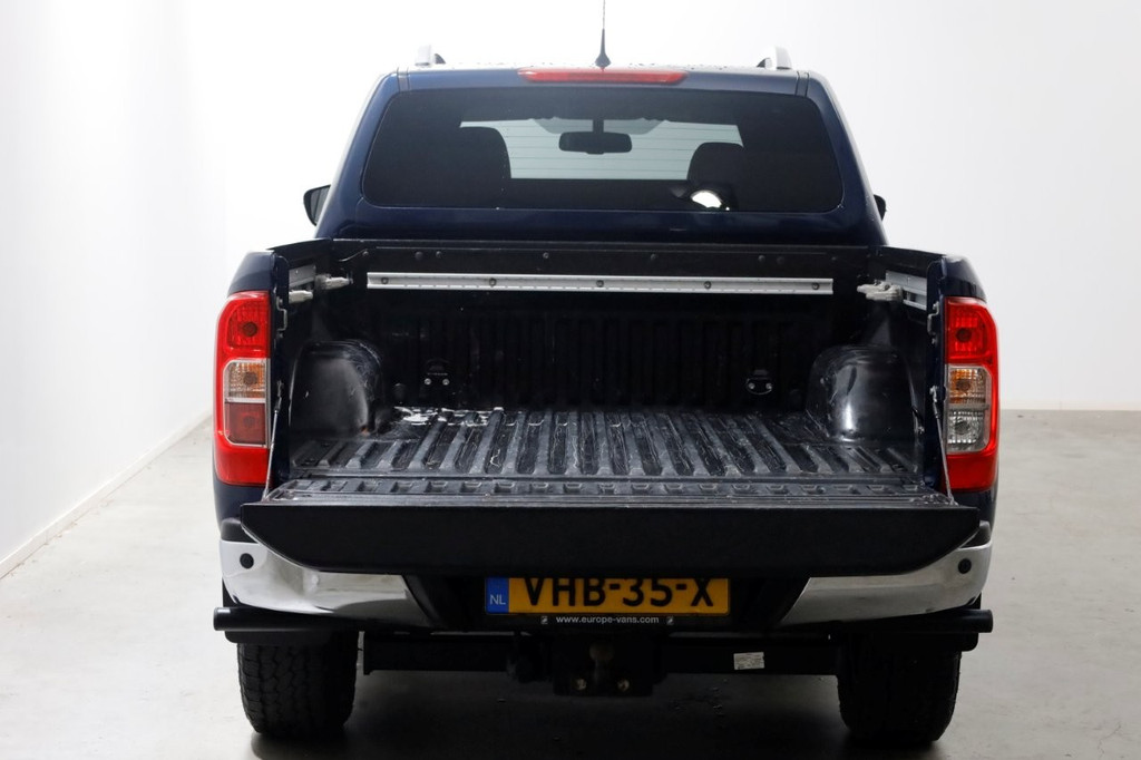Nissan Navara 2.3 dCi 190pk Automaat Tekna 4x4 + Sperdiff. Trekhaak 3500kg 09-2020 14