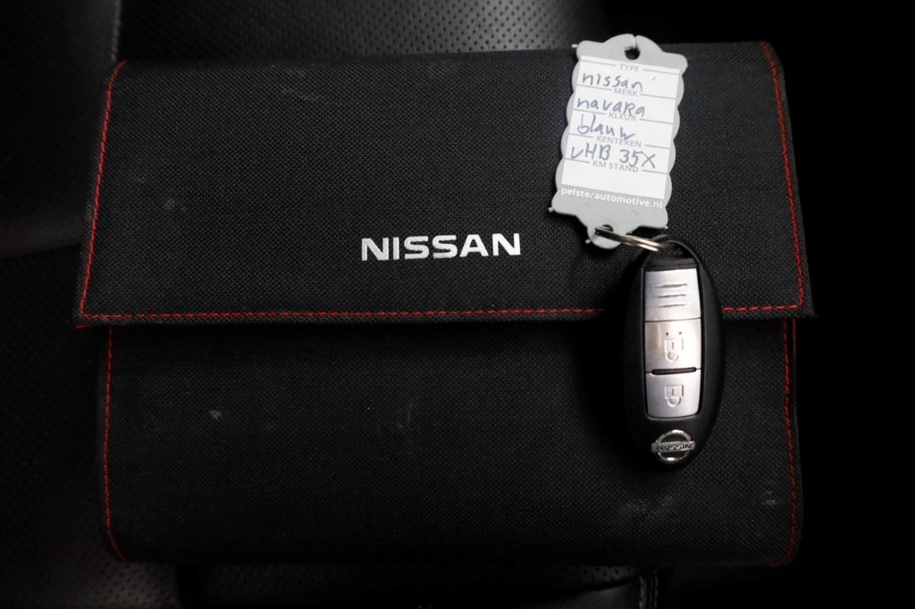 Nissan Navara 2.3 dCi 190pk Automaat Tekna 4x4 + Sperdiff. Trekhaak 3500kg 09-2020 8