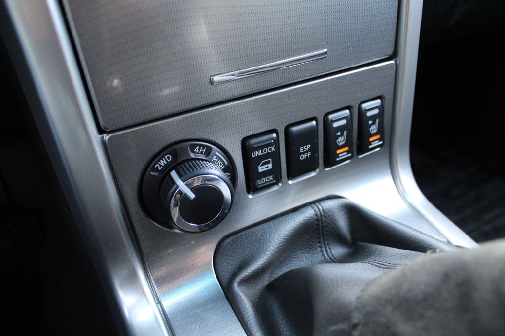 Nissan Navara 2.5 dCi 140KW 4WD XE King Cab 4x4 - Airco 12