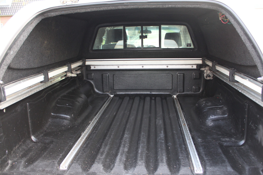 Nissan Navara 2.5 dCi 140KW 4WD XE King Cab 4x4 - Airco 14