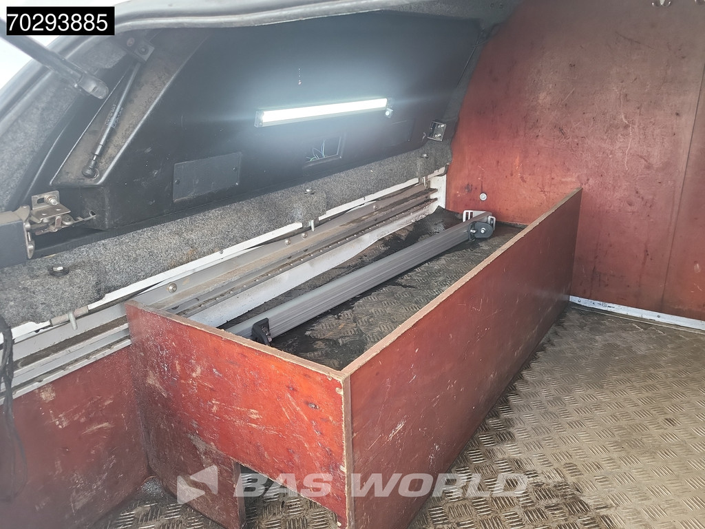 Nissan Navara 163pk Trekhaak Navi Airco Cruise Camera Parkeersensoren Standkachel Werkplaatsinrichting Euro6 2m3 Airco Trekhaak Cruise control 10