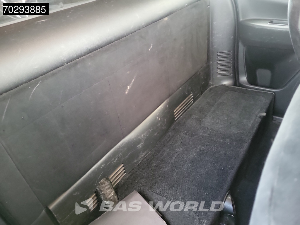 Nissan Navara 163pk Trekhaak Navi Airco Cruise Camera Parkeersensoren Standkachel Werkplaatsinrichting Euro6 2m3 Airco Trekhaak Cruise control 15