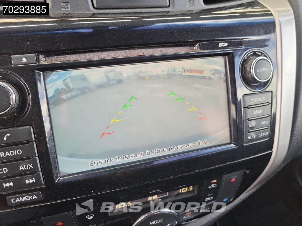 Nissan Navara 163pk Trekhaak Navi Airco Cruise Camera Parkeersensoren Standkachel Werkplaatsinrichting Euro6 2m3 Airco Trekhaak Cruise control 17