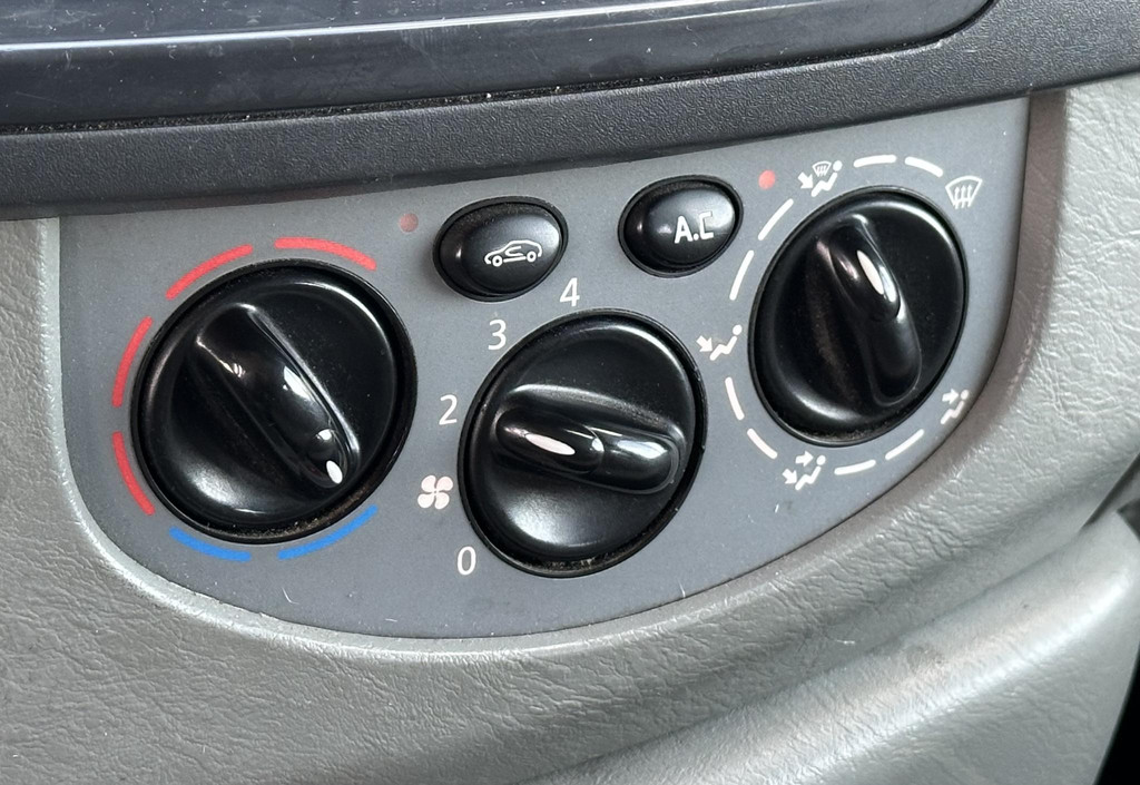 Nissan Primastar 115.27 2.0 dCi DC Dubbele cabine Trafic/Vivaro 9