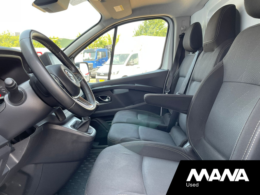 Nissan Primastar 2.0dCi 131PK L2H1 N-Connecta Carplay Navi Camera Trekhaak 13