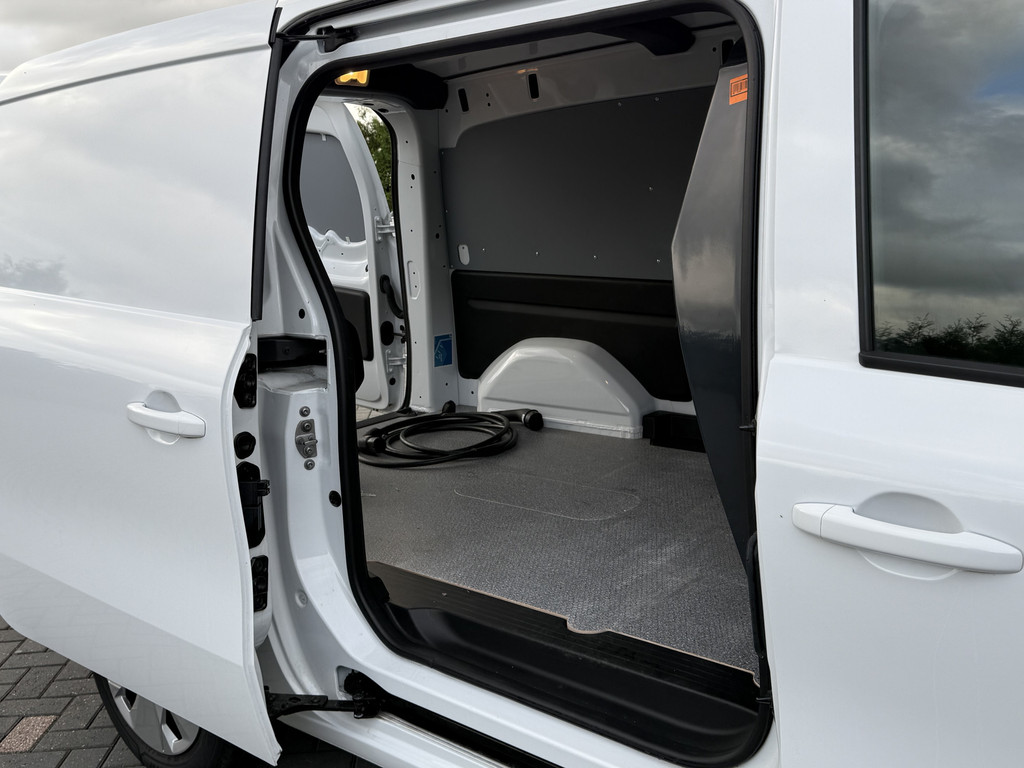 Nissan Townstar N-Connecta TEKNA L2H1 / 45 kWh / 100% Elektrisch / Fabrieksgarantie / 5.907 km / Camera / ECC / Cruise / Apple carplay / Android auto 9