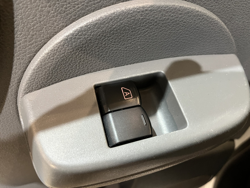 Nissan e-NV200 Optima 40 kWh Kipper / Veeg-Vuil-kipper / 100% Elektrisch / Airco / Cruise Control / Navigatie / 24.700 KM !! 10