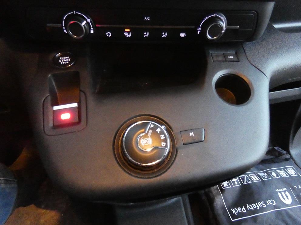 Opel COMBO 1.5D L1H1 Edition *130pk* navi/camera* autom* 13