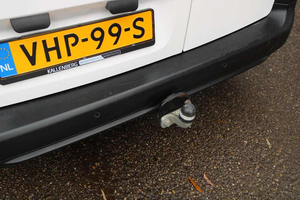 Opel Combo 1.2 Turbo L2H1 Edition Benzine / Trekhaak / App connect / PDC 12