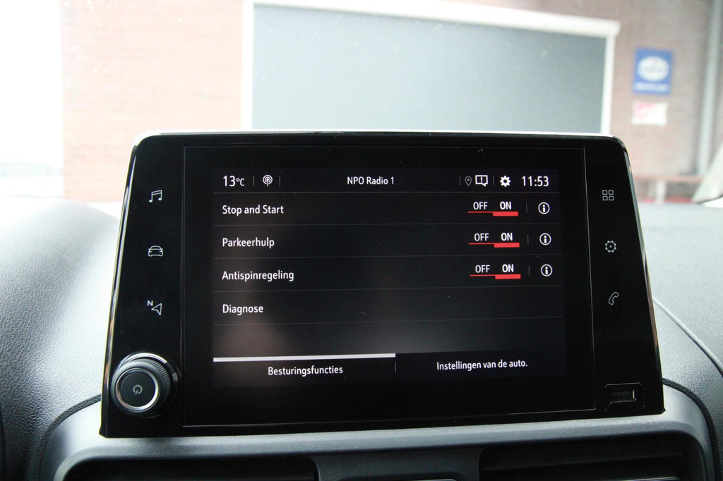 Opel Combo 1.2 Turbo L2H1 Edition Benzine / Trekhaak / App connect / PDC 21