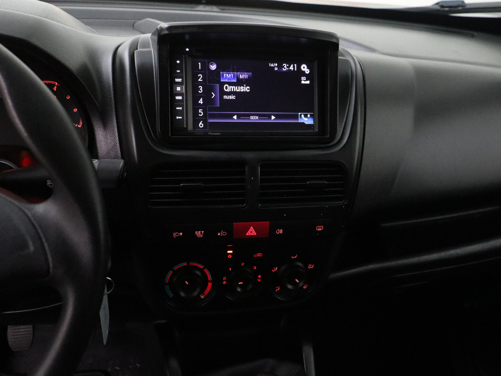 Opel Combo 1.3 CDTi L1H1 Edition | Navigatie | Airco | Cruise | Trekhaak 17