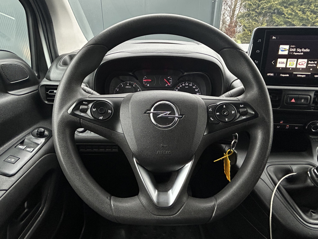 Opel Combo 1.5D 102 PK / 1e EIG. / L2H1 / GLOBELYST INRICHTING / AIRCO / CRUISE / NAVI / APPLE CARPLAY 12