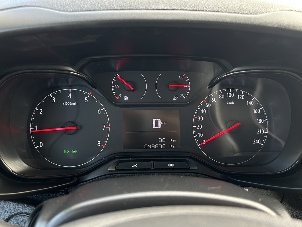 Opel Combo 1.5D 102 PK / L1H1 / 43.876 KM !! / ORIG. NL / AIRCO / CRUISE / BLUETOOTH / PDC 11