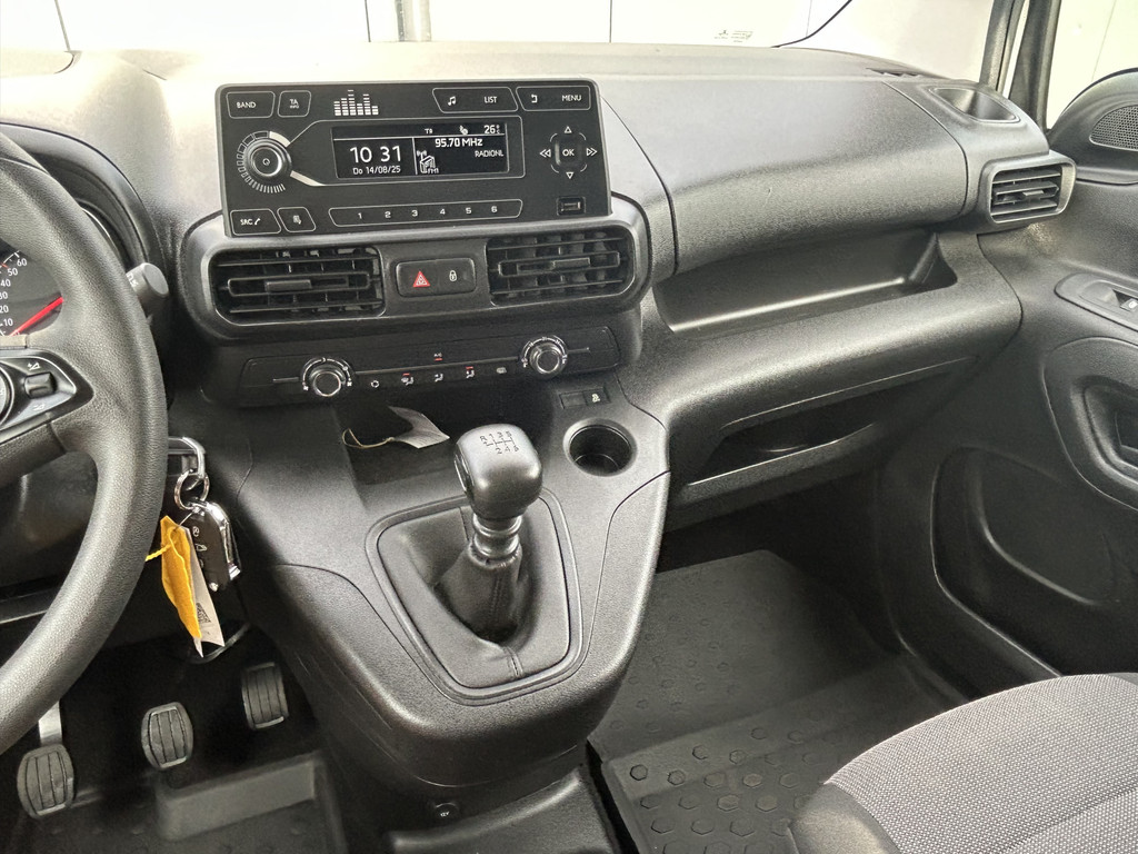 Opel Combo 1.5D 102 PK / L1H1 / 43.876 KM !! / ORIG. NL / AIRCO / CRUISE / BLUETOOTH / PDC 12