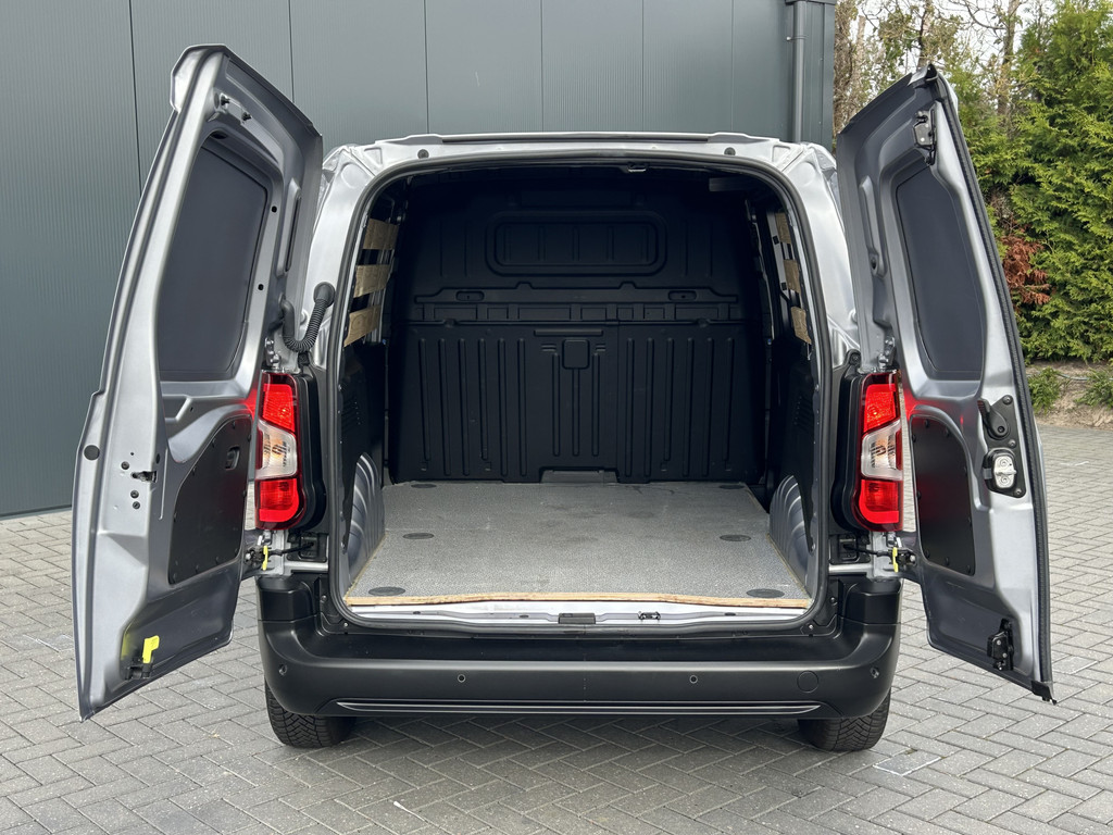 Opel Combo 1.5D 102 PK / L1H1 / UNIEK 15.387 KM !! / 1e EIG. / 6 BAK / AIRCO / CRUISE / BLUETOOTH / PDC 7