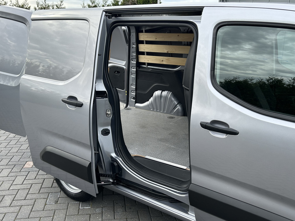 Opel Combo 1.5D 102 PK / L1H1 / UNIEK 15.387 KM !! / 1e EIG. / 6 BAK / AIRCO / CRUISE / BLUETOOTH / PDC 8