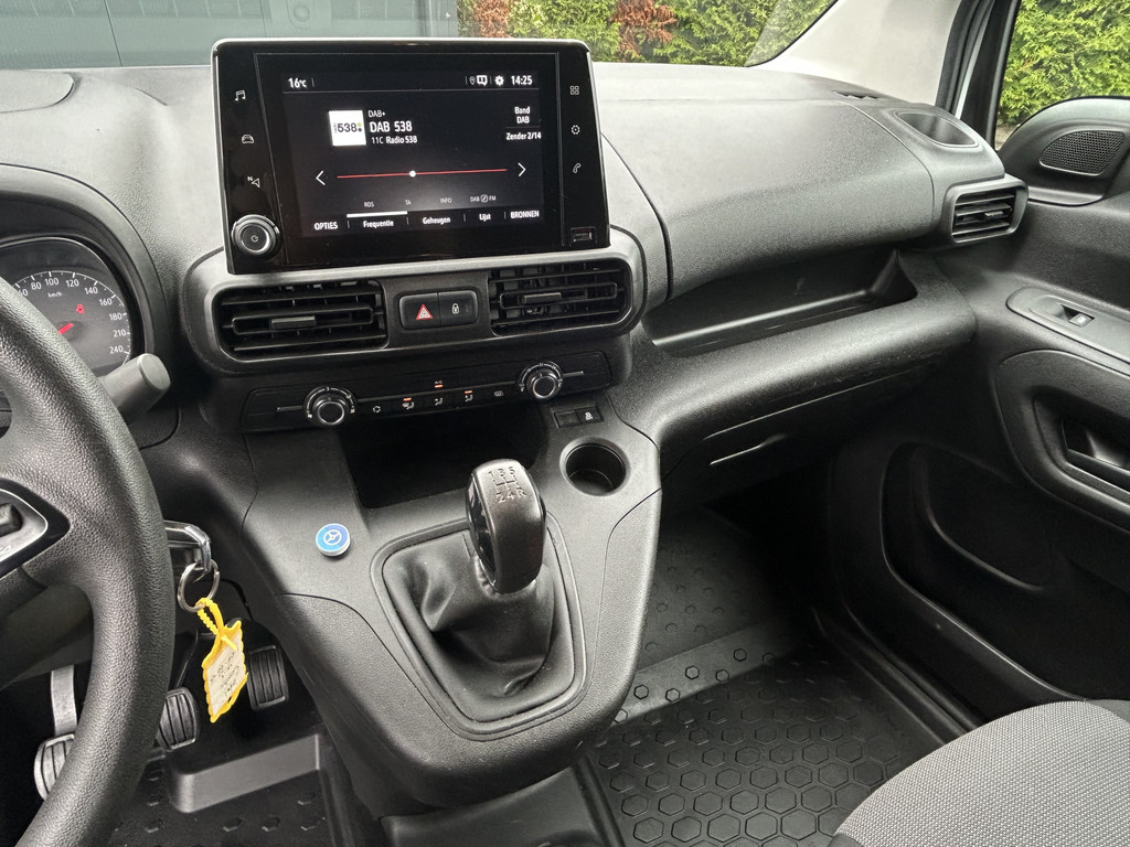 Opel Combo 1.5D 102 PK / L2H1 / 1e EIG. / GLOBELYST INRICHTING / AIRCO / CRUISE / NAVI / BLUETOOTH 14