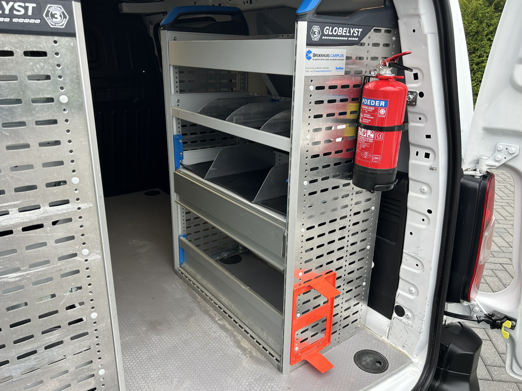 Opel Combo 1.5D 102 PK / L2H1 / 1e EIG. / GLOBELYST INRICHTING / AIRCO / CRUISE / NAVI / BLUETOOTH 9