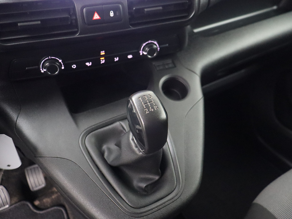 Opel Combo 1.5D 102PK Lang Edition | Navigatie | Airco | Cruise | Trekhaak | Betimmering 15