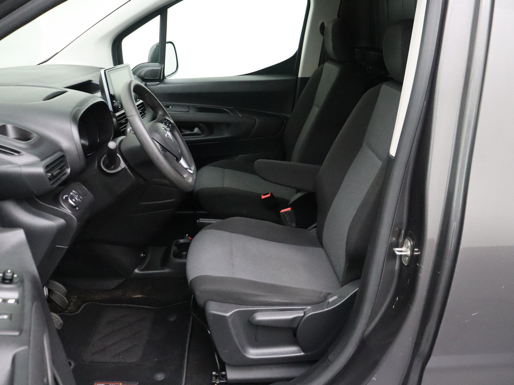 Opel Combo 1.5D 102PK Lang Edition | Navigatie | Airco | Cruise | Trekhaak | Betimmering 18
