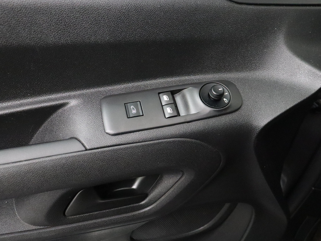 Opel Combo 1.5D 102PK Lang Edition | Navigatie | Airco | Cruise | Trekhaak | Betimmering 8