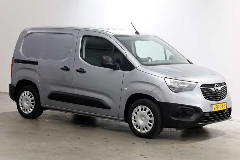 Opel Combo 1.5D 102pk L1H1 Edition Airco/Navi/Trekhaak 02-2022 10