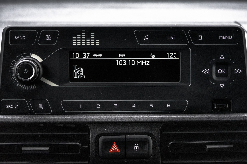 Opel Combo 1.5D L1H1 | Airco | Cruise | PDC | MF Stuurwiel | Schuifdeur 19