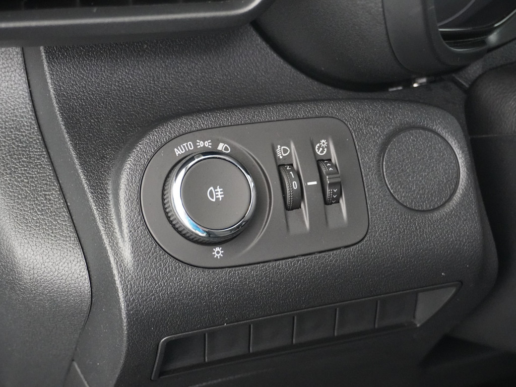 Opel Combo 1.5D L2H1 102PK, Cruise Control, Navigatie, Climat, EX Lease 18